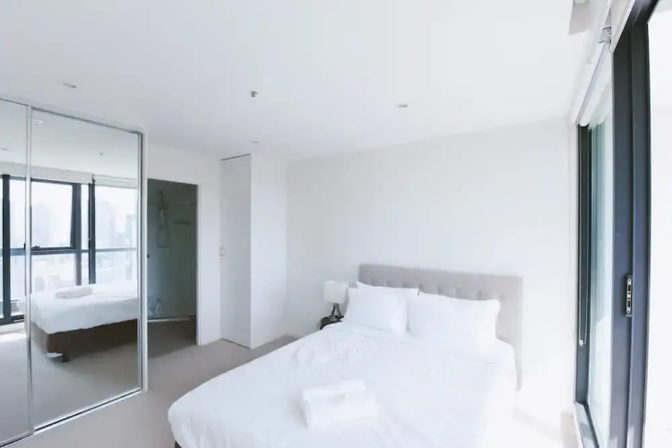 Hfn Union Tower Apartment