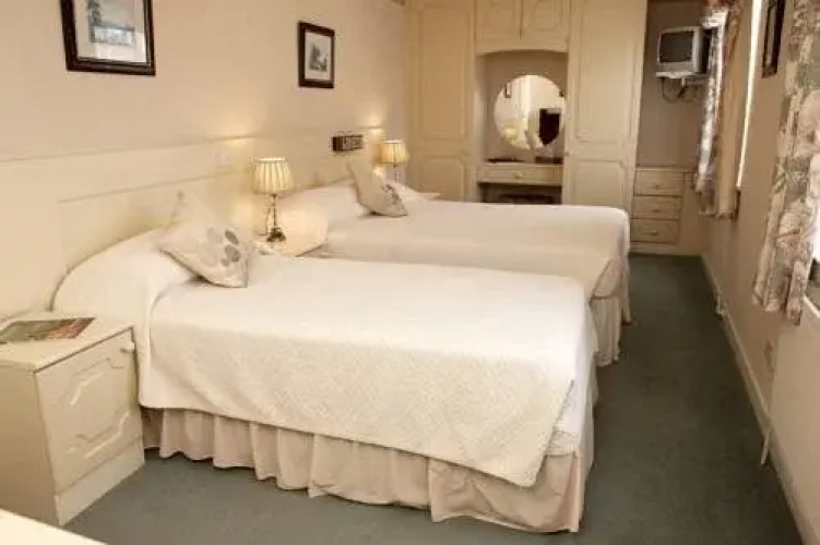 Shakespeare Coastal Hotel