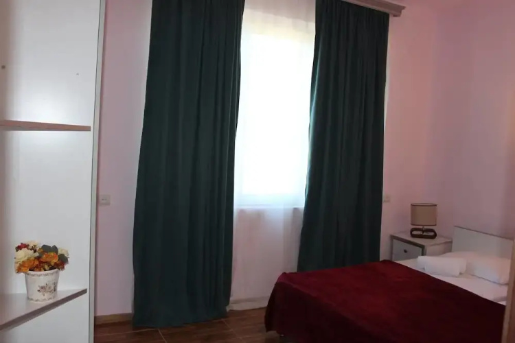 Iveria Elli Hotel