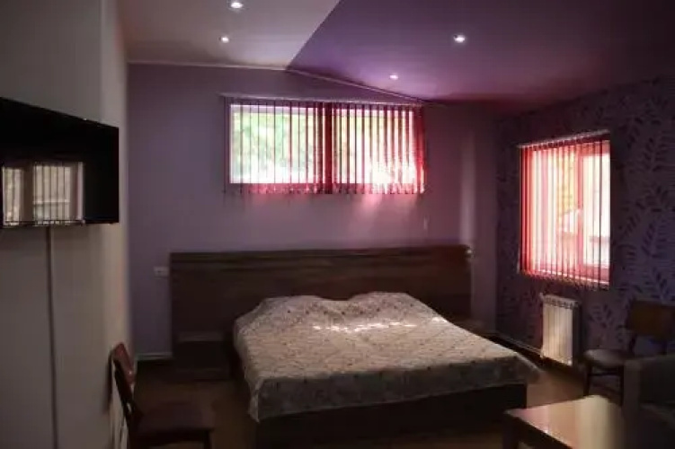 Le Petit Hotel