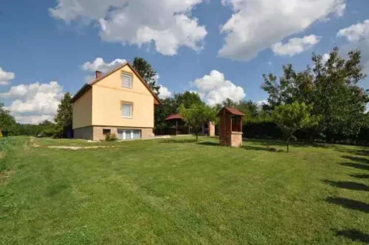 Veronika Apartman
