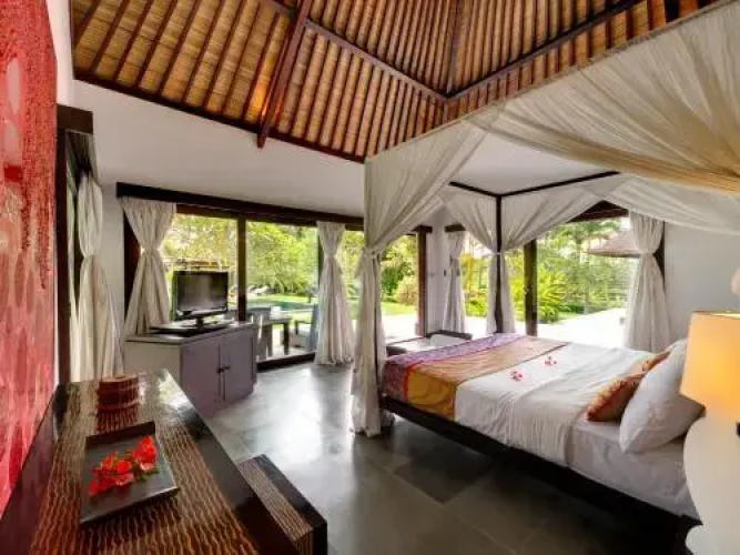 The Chalina Estate