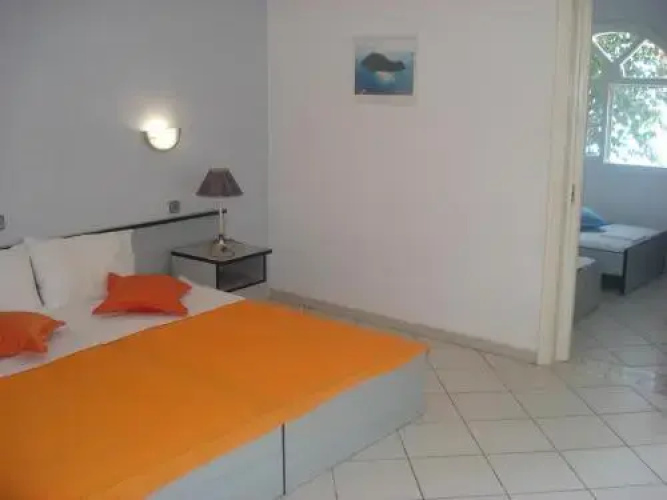 Dolphin Apartments
