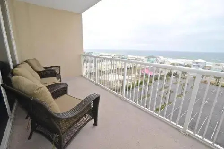 Sanibel 702