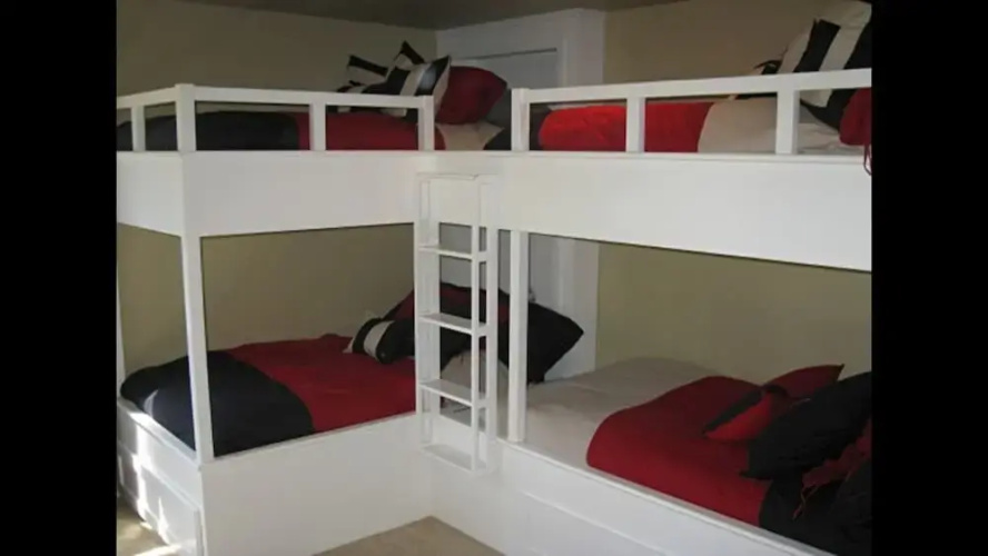 Williamsburg Hostel