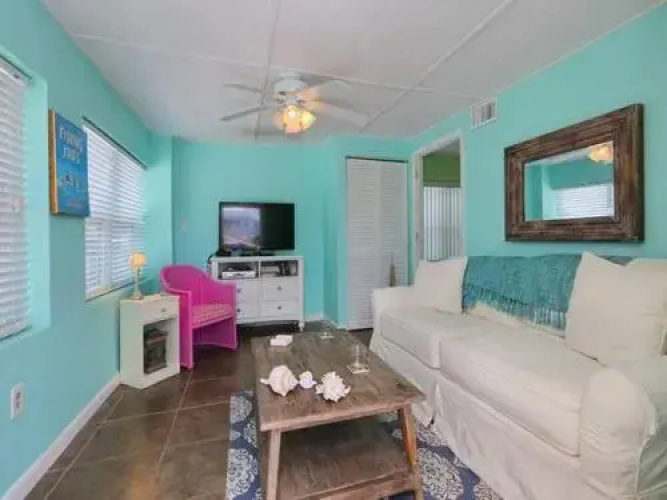 Lazy Daisy Three - 3 Br Home