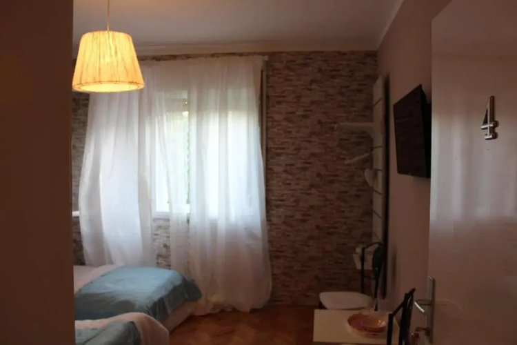 Guest House NO 9