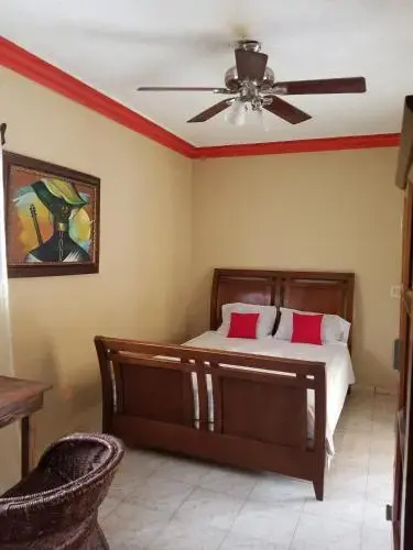 Daniella Inn Hotel