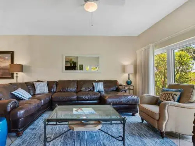 Tops'l Beach Manor 0113