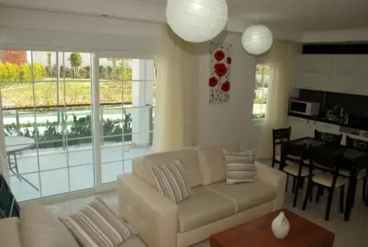 Side Aquamare Residence