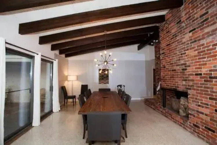 Roanoke 4 Br Home
