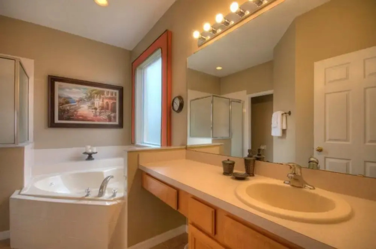 SC1113 - Private Pool & Spa - 6 Br villa by RedAwning