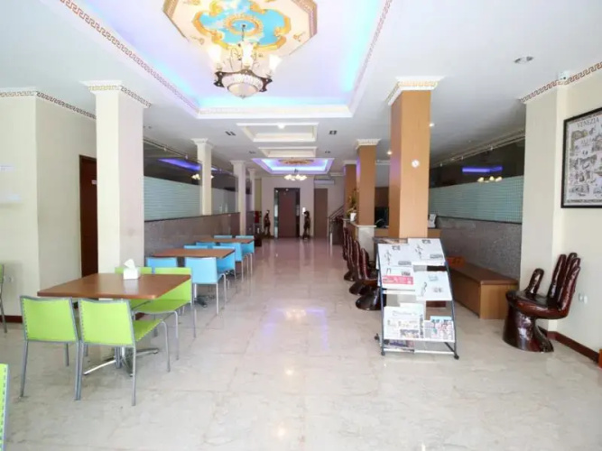 Ion Hotel