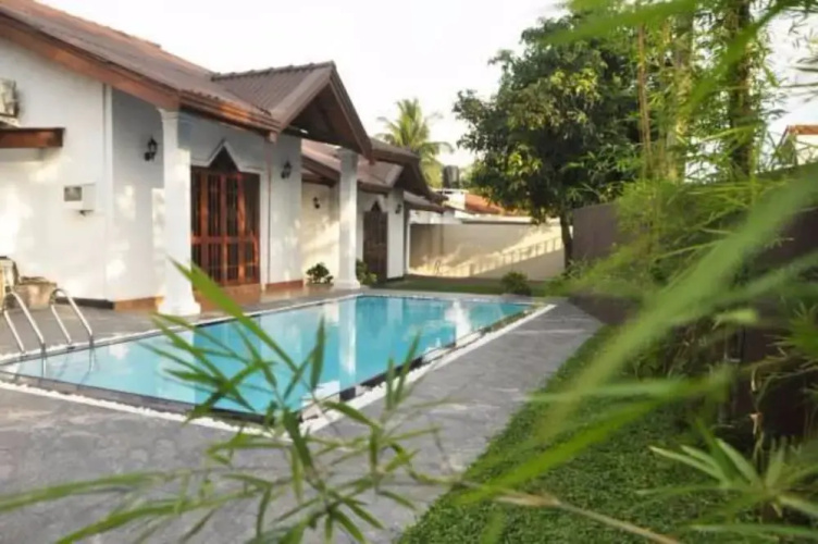 51 Bungalow