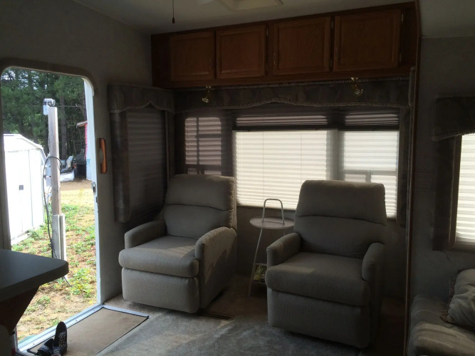 Blueberry Hill Cottages - Campground