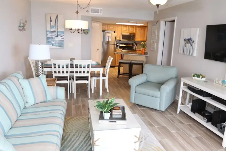 Phoenix East 304