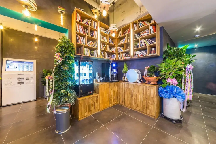 Hotel In Cafe