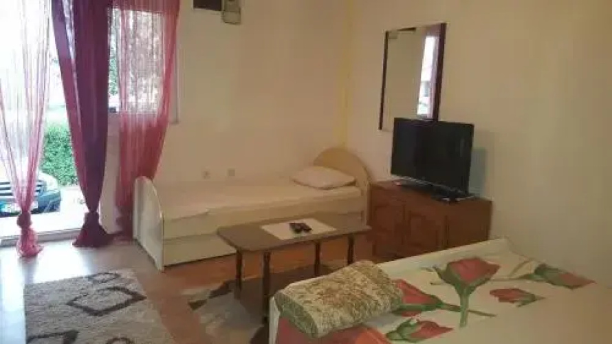Apartments Vlahovic