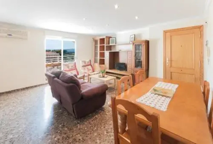 Devesa Apartment