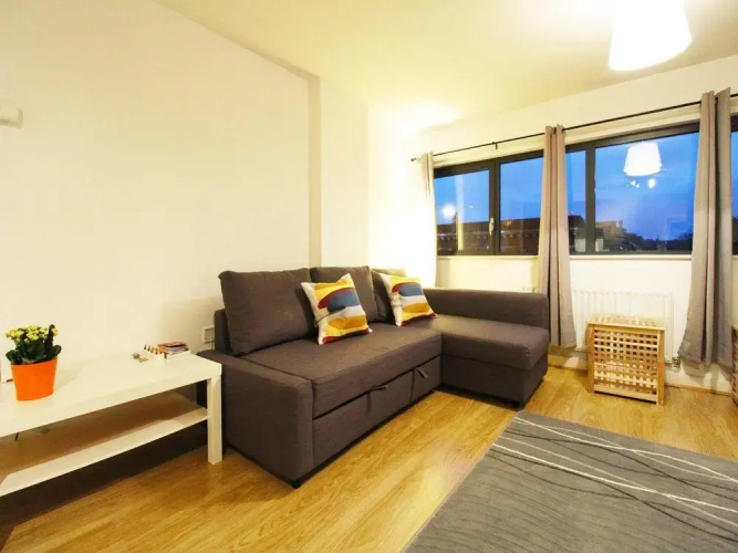 Caledonian Road Flat