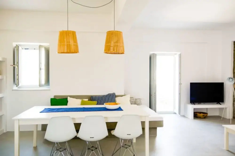 Antiparos Homes