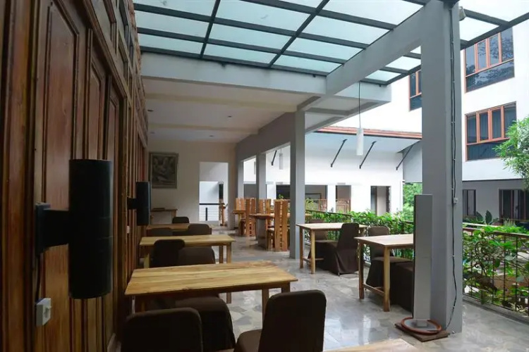 Airy Dago Pakar Permai Satu 25 Bandung