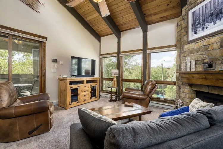 Lodge E301 - 2 Br Condo