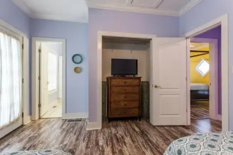 Sun Kissed Cottage 3B - 2 Br Condo