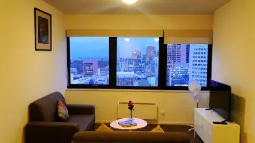 Roomerang at Somerset 218