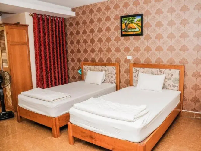 Light Hostel