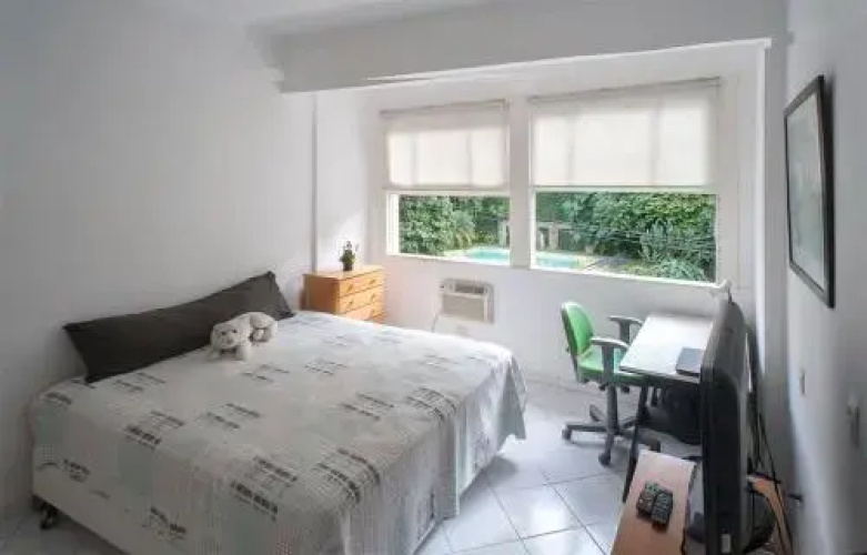 Laranjeiras Room