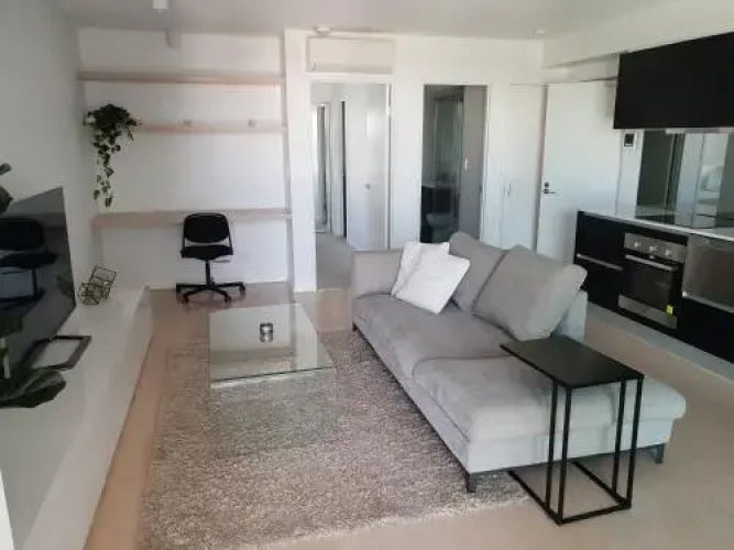 Modern Northbridge Apartment