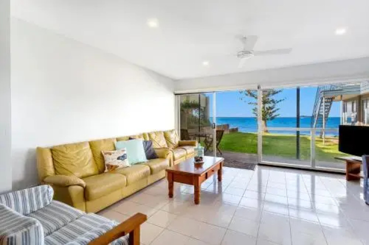 Soldiers Point Road, 151b