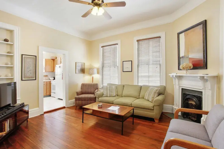 317 E Anderson Street Home