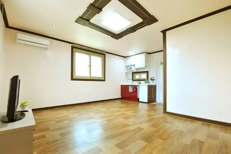 Samjung-gol Grassfield Pension