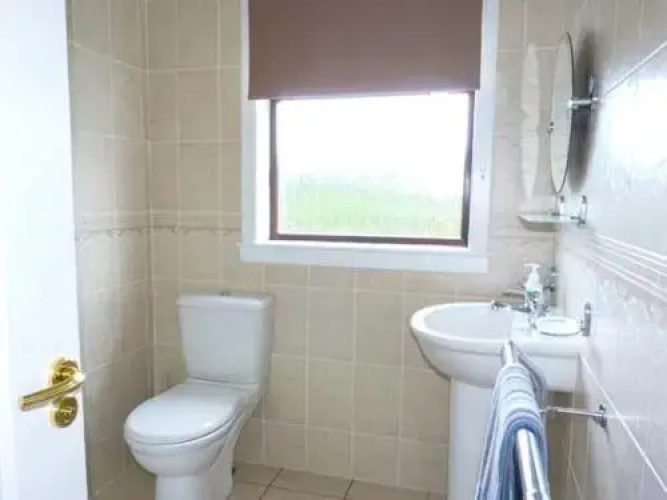 One Strathview B&B