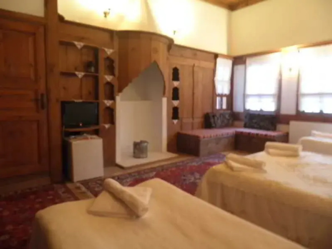 Asmazlar Bağ Evi