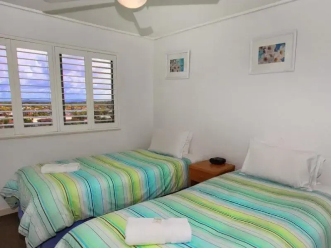 Seamark 504 Apartment