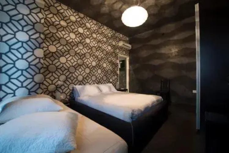 B&B Lounge