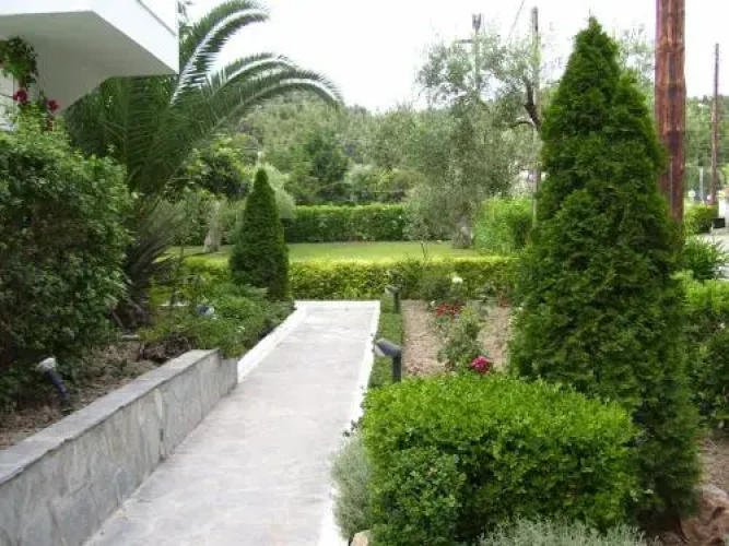Aristides Hotel