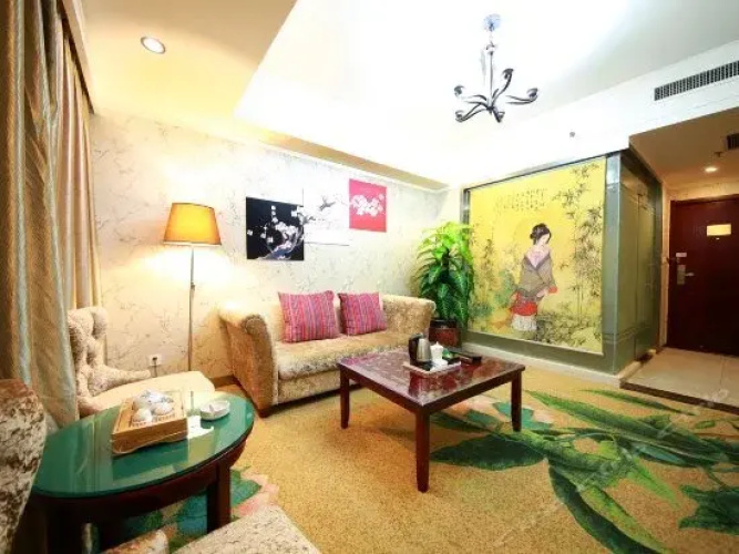 Huifeng Hotel