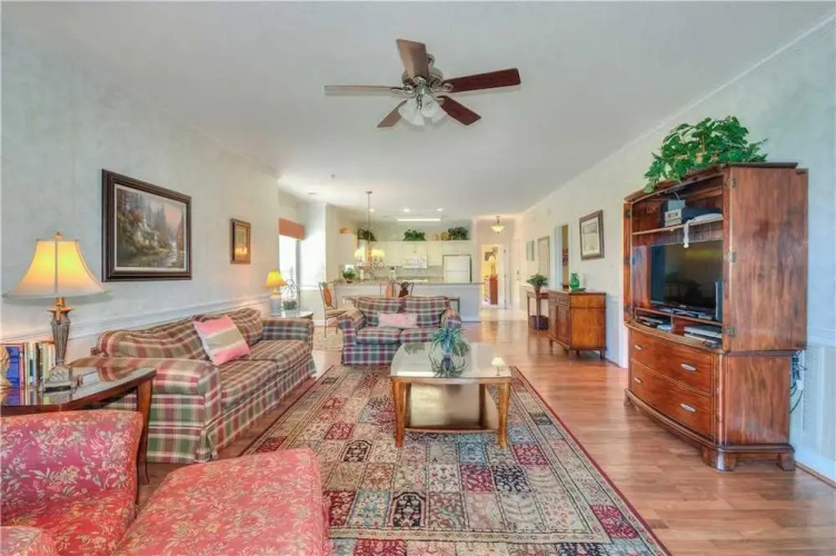 Magnolia North 205-4823
