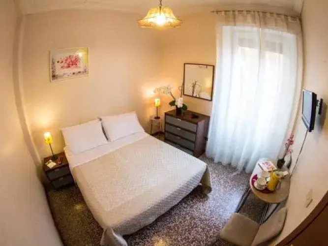 Alfonso Guest House