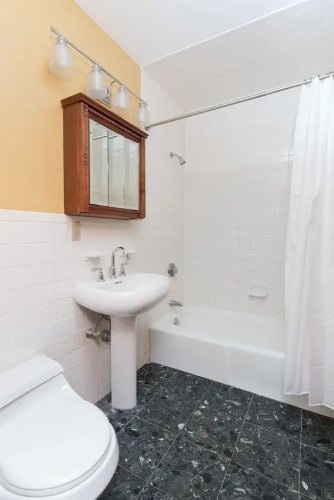 Classic 2BR in Back Bay by Sonder