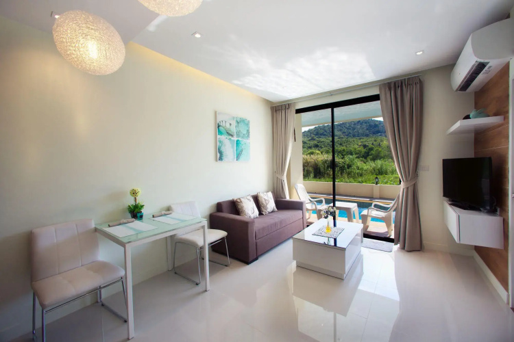 The Lago 45
