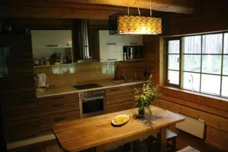 Mändjala Forest House