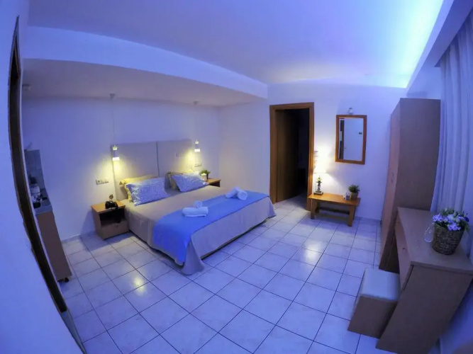 Soleil Apartments  Studios