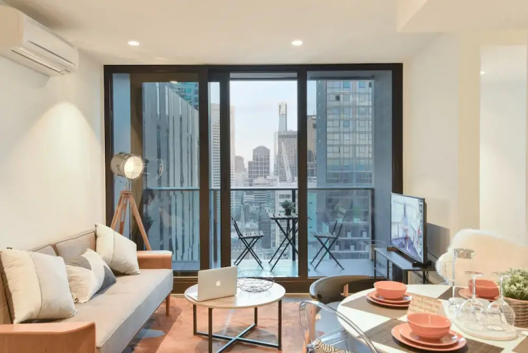 EQ Apartment