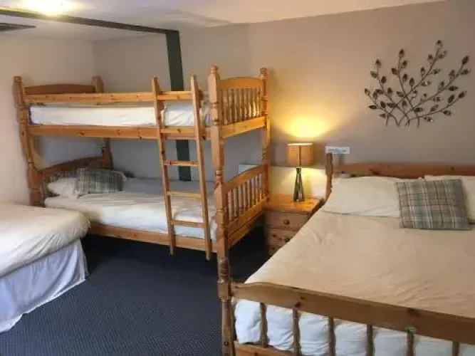 Loch Ness Backpackers Lodge