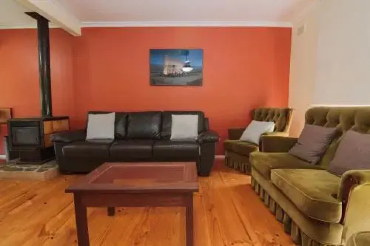 36 Bakers Gully Rd, Bright